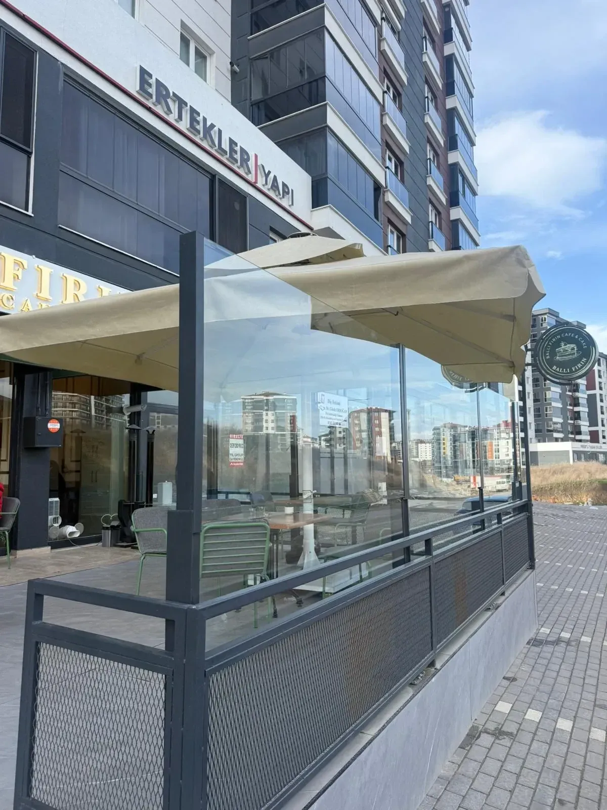 Rüzgar Kırıcı Cam Nedir?